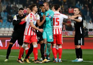 POSTALO JE JAKO TEŠKO GLEDATI OVO: Zbog čega večiti rivali ‘zaborave’ da igraju fudbal u međusobnim okršajima?