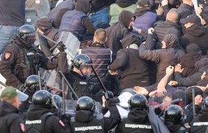 FSS SE OGLASIO POVODOM MEČA ČUKARIČKI-PARTIZAN: „Nedopustivo je nasilje navijača Partizana, oni su jedini krivci za prekid meča“