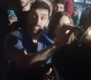 KAMPACO ZAIGRAO ISPRED PIONIRA: Trubači i navijači sačekali košarkaše Zvezde, Argentinac kitio muziku! (VIDEO)