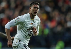 SUSRET VELIKIH PRIJATELJA: Joveljić srdačno dočekao Vlahovića i Kostića! (FOTO)