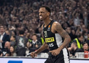 HLADNOKRVNOST KADA JE TO NAJVAŽNIJE: Partizanov ‘tihi ubica’ – Džejms Naneli! (VIDEO)