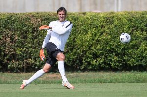 STOJKOVIĆ OTKRIO OKO ČEGA JE POLEMISAO SA RONALDOM: „Pitao je što kukam, ali je posle meča pokazao veličinu!“ (VIDEO)