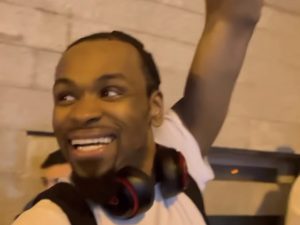 LUDILO U MADRIDU: Navijači Partizana nakon pobede pozdravili Pantera! (FOTO) (VIDEO)