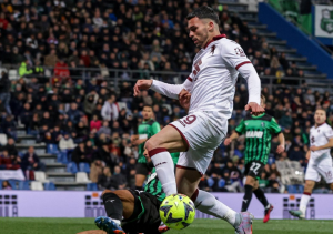 DOBRA PARTIJA RADONJIĆA: Stativa i poništen gol sprečili Srbina da se proslavi!