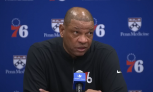 EMBIDOV TRENER LOBIRA: „MVP trka je gotova, postigao je pola poena u NBA utakmici!“ (VIDEO)