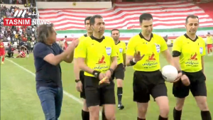 NEKADAŠNJI TRENER CRVENE ZVEZDE PRAVIO HAOS NA UTAKMICI: Pokazao svoj temperament! (FOTO) (VIDEO)