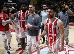 ‘DETONACIJA U PIONIRU, DUGME JE PRITUSNUO FAKUNDO KAMPACO’: Argentinac trojkom za pobedu izazvao delirijum u hali, reakcija komentatora oduševila Delije! (VIDEO)