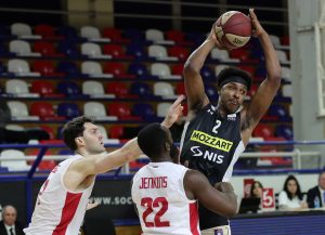 PARTIZAN SE NUDIO, FMP GREŠIO U KLJUČNIM MOMENTIMA: Crno-beli na krilima Ledeja srušili sastav iz Železnika! (FOTO)