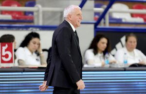 OBRADOVIĆ: ‘Pobeda je najbitnija, gubili smo lopte kao deca!’ (FOTO)