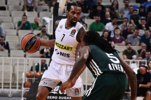 PANATANAIKOS U PROBLEMU PRED PARTIZAN: Plejmejker „zelenih“ obnovio povredu kolena!