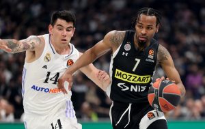 NAGRADE STIŽU SA SVIH STRANA: Panter nakon poteza kola dobio i MVP nagradu!