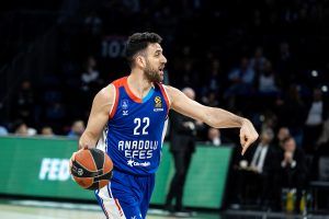 JEDVA SU PREŽALILI RASTANAK: Efesu teško pao odlazak Vase Micića – ‘Noćas mi srce pati, noćas me duša boli!’