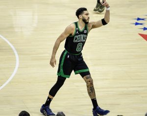 BOSTON POMERA GRANICE: Slavni klub u par dana potrošio 642 miliona dolara na dva potpisa!