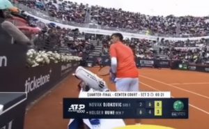 ĐOKOVIĆ LJUT NA SVOJ BOKS: „Sve radim sam, sam pronalazim rešenja“!