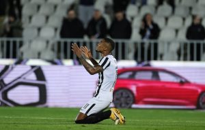 PARTIZAN I DALJE IMA ŠANSE ZA DRUGO MESTO: Crno-beli savladali Radnički u Humskoj, Menig i Gomeš tresli mrežu Kragujevčana! (FOTO) (VIDEO)