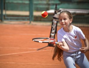 LEPE VESTI ZA NAJMLAĐE: Festival dečijeg tenisa na terenima teniskog kluba Crvena zvezda! (FOTO)