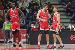 OLIMPIJAKOS JE PRVI FINALISTA EVROLIGE: Nestvarna treća četvrtina crveno-belih, Monako ubacio dva poena za 10 minuta! (VIDEO)