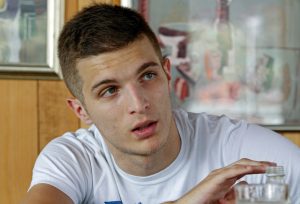 GOL LAZOVIĆA JEDINA SVETLA TAČKA: Verona strepi za opstanak u Seriji A! (VIDEO)