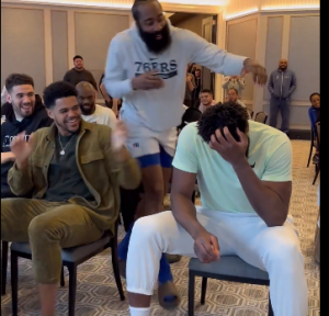PRVA REAKCIJA EMBIDA NAKON SAZNANJA DA JE MVP: Centar nije mogao da sakrije suze, Harden i ekipa neprestano skandirali Džoelu! (VIDEO)