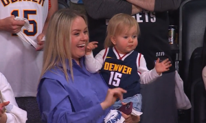 POSEBAN POZDRAV JOKIĆA I ĆERKICE OGNJENE: Čitav svet zapanjen, ovo je poruka koju su svi čekali! (VIDEO)