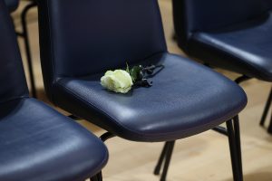 EMOTIVNA SCENA U PIONIRU: Džikić se tužnim gestom oprostio od majke! (VIDEO)