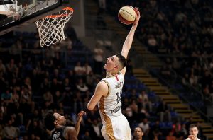 SENZACIJA SEZONE U PIONIRU: Studentski centar srušio Partizan, Crnogorci imaju meč loptu u Podgorici! (FOTO) (VIDEO)