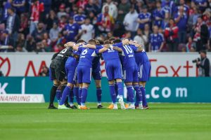 ŠALKE ŠOKIRAO MAJNC U 102. MINUTU: Pobeda vredna opstanka!?