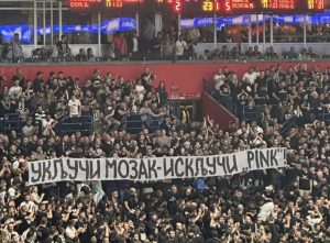 GROBARI PROZVALI PINK, ŽELJKO MITROVIĆ IM ODGOVORIO: ‘Kad ne voliš PINK – Uvek gubiš!’