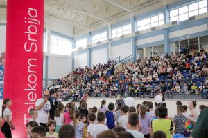 UČESNICI SPORTSKIH IGARA MLADIH ŠALJU PORUKU: „Pružam ruku, ne podmećem nogu!“