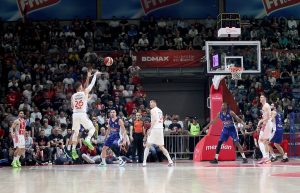 CRVENA ZVEZDA OPLELA PO SUDIJI: „Da li zaista misli da je veći od lige, igrača ili klubova“