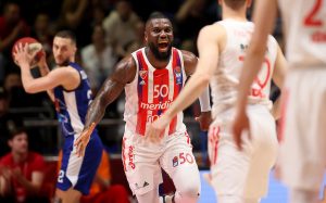 ZVEZDA KAO BRZI VOZ: Crveno-beli nokautirali Budućnost pred revanš u Podgorici!