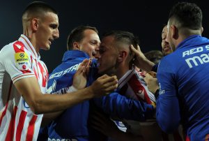 TREĆA UZASTOPNA DUPLA KRUNA ZA ZVEZDU: Pešić režirao preokret crveno-belih, Čukarički se odlično pokazao! (FOTO) (VIDEO)