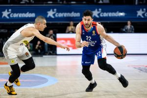 MICIĆ DOMINIRAO I DONEO TITULU EFESU: Srbin prelomio meč, Ataman se trofejom oprostio od kluba!