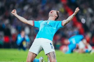 SVE PRŠTI OD EMOCIJA: Najbolji momenti sa sinoćnje proslave! (FOTO) (VIDEO)