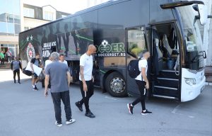 PARTIZAN KRENUO U SLOVENIJU: Ovo leto će biti izuzetno naporno za crno-bele! (FOTO)