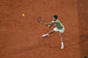 ALKARAS „CITIRAO“ ĐOKOVIĆA: Provokacija ili samopouzdanje!? (FOTO)