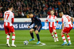 DESNI BEK ZVEZDE NA IZLAZNIM VRATIMA: Nastavlja se rekonstrukcija tima! (FOTO)