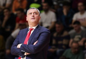 VELIKI POVRATAK DEJANA RADONJIĆA: Čuveni stručnjak ponovo na mestu uspeha! (FOTO)