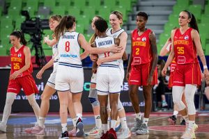 POBEDA U NAJVAŽNIJEM MEČU: Srbija bolja od Crne Gore, obezbeđen kvalifikacioni turnir za OI!