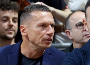 FUDBALERI UZ CRVENU ZVEZDU: I Bahar došao da bodri košarkaše, tu su braća Srnić, Radonjić, Vujadin Savić i mnogi drugi! (FOTO)