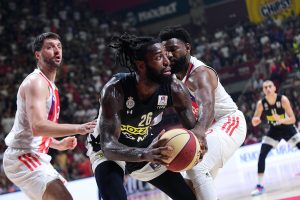 NEKADAŠNJI KOŠARKAŠ PARTIZANA SE POVREDIO PRED PRIPREME: Lesora muči zglob, Francuzi zabrinuti!