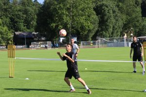 HS NA BLEDU – ČUKIN DŽIN SPREMA RECEPT ZA VAN DAJKA: ‘Ostvario bi mi se san da čujem himnu Liverpula na Enfildu!’ (FOTO)