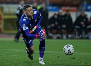 VELIKI USPEH SRPSKOG ČUVARA MREŽE: Bivši golman Čukaričkog na golu Ol-star tima protiv slavnog Arsenala! (FOTO)