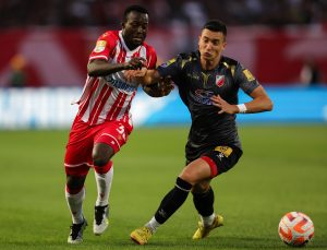 ZVEZDA POVELA SA PENALA: Crveno-belima deset minuta potrebno za gol, ponovo sa bele tačke! (VIDEO)