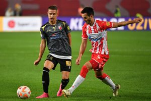 NEŠTO DO SADA NEVIĐENO: Zvezdini igrači protiv Vojvodine nosili jedan detalj na dresu po prvi put u istoriji srpskog fudbala! (FOTO)