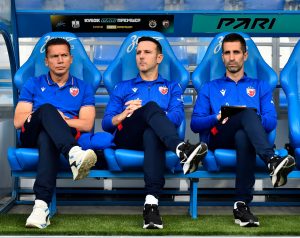 ZVEZDA DOBILA MOĆAN TANDEM: Pogledajte fantastičnu kombinaciju Kraso-Olajinka koju je Ivanić krunisao golom! (VIDEO)