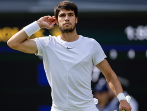 NOVAK POKLEKAO U 26 MINUTA DUGOM GEMU: Alkaraz ekspresno do vođstva od 2:1! (FOTO) (VIDEO)