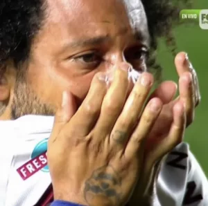 HOROR: Marselo nepažnjom uništio karijeru Sančezu – Prelom noge na najbrutalniji način! (VIDEO)