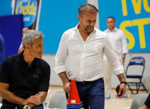 OSTOJA ‘ZAPALIO’ NAVIJAČE: ‘Kroz nekoliko dana stiže glavno pojačanje!’