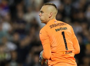 NIJE KOME JE REČENO, NEGO KOME SUĐENO JE: Jovanović morao dva penala istom igraču da odbrani kako bi ‘crno-beli’ prošli dalje!